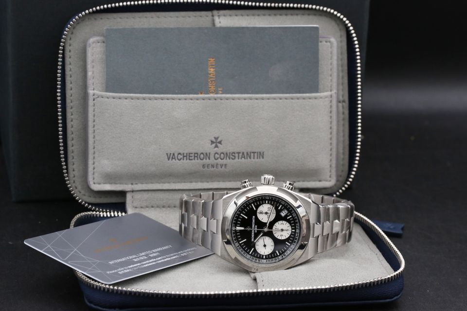 Vacheron Constantin Overseas 5520V/210A-B481 Image 4